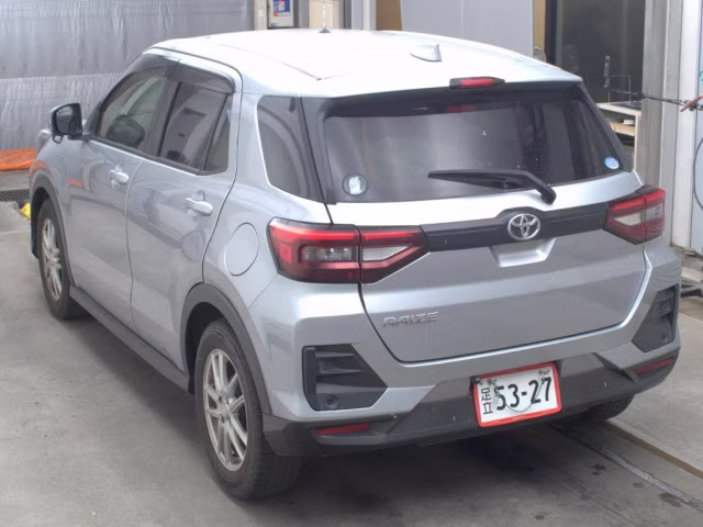 TOYOTA RAIZE