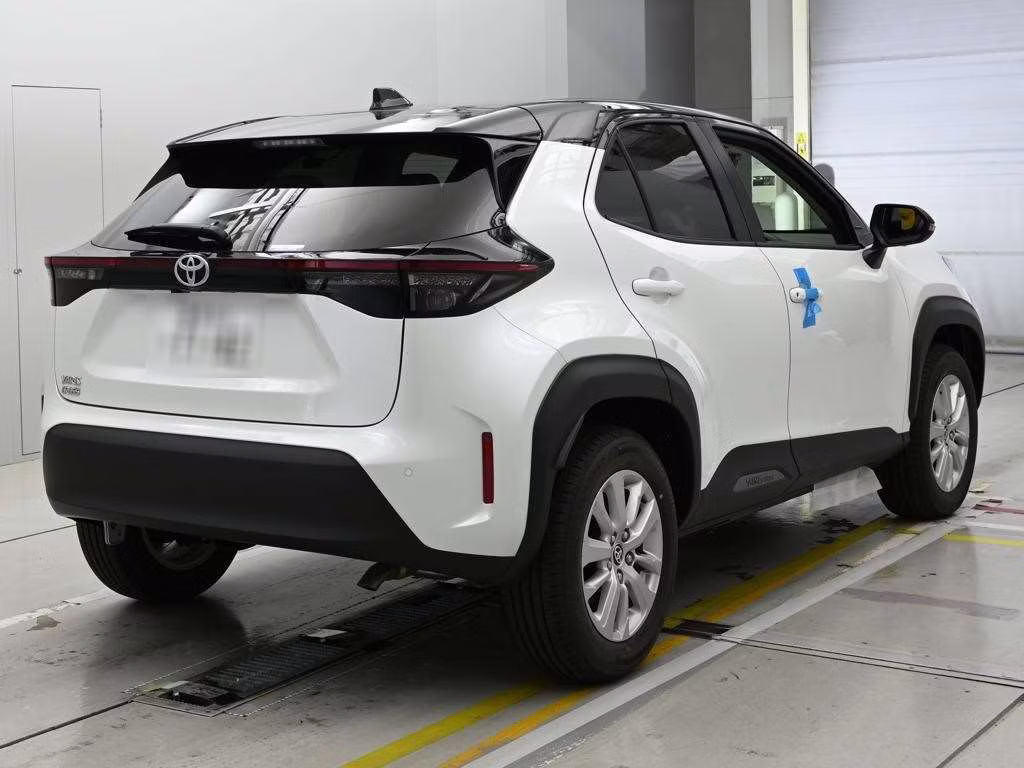 TOYOTA YARIS CROSS