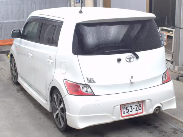 TOYOTA BB