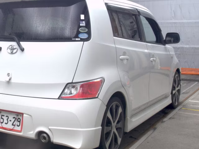 TOYOTA BB