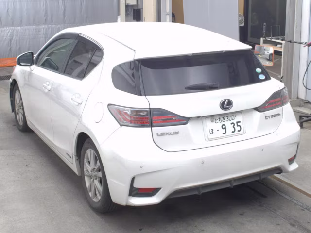 LEXUS CT200H