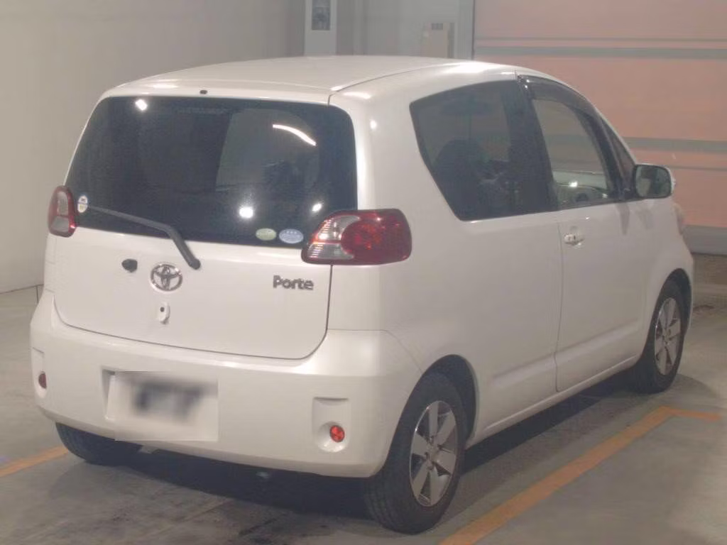 TOYOTA PORTE