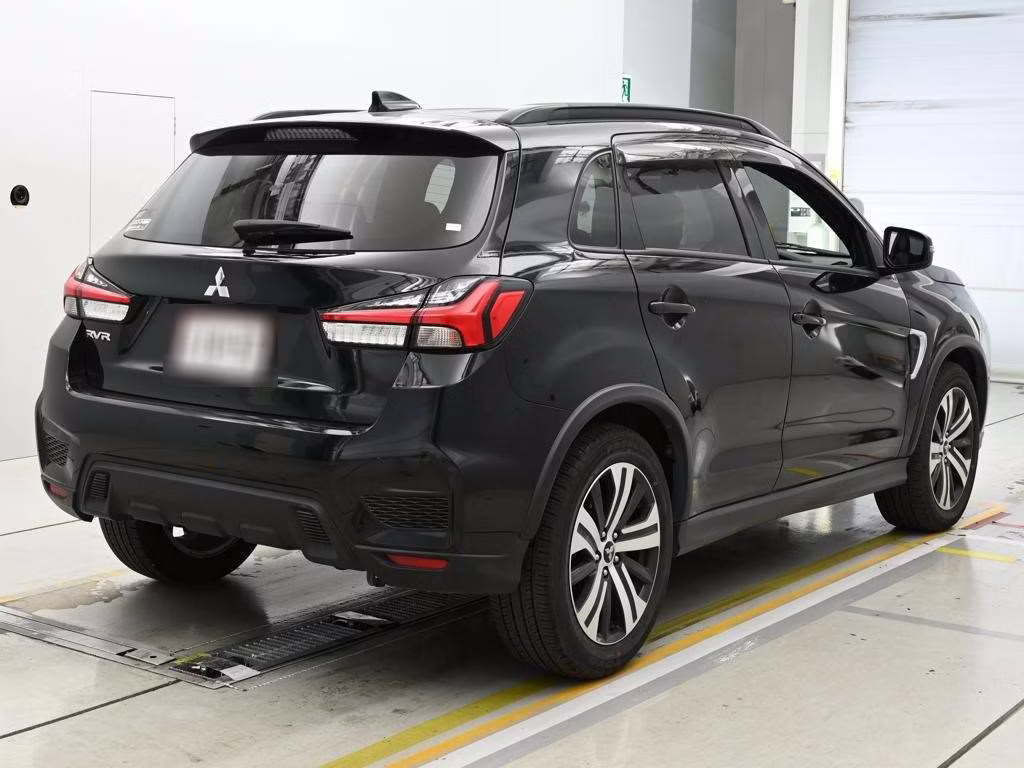 MITSUBISHI RVR