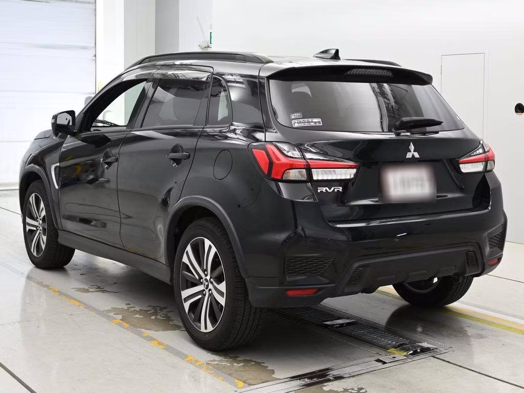 MITSUBISHI RVR