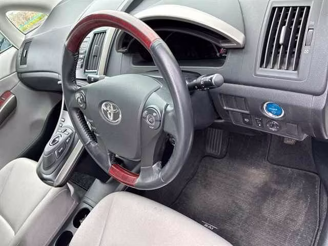 TOYOTA SAI