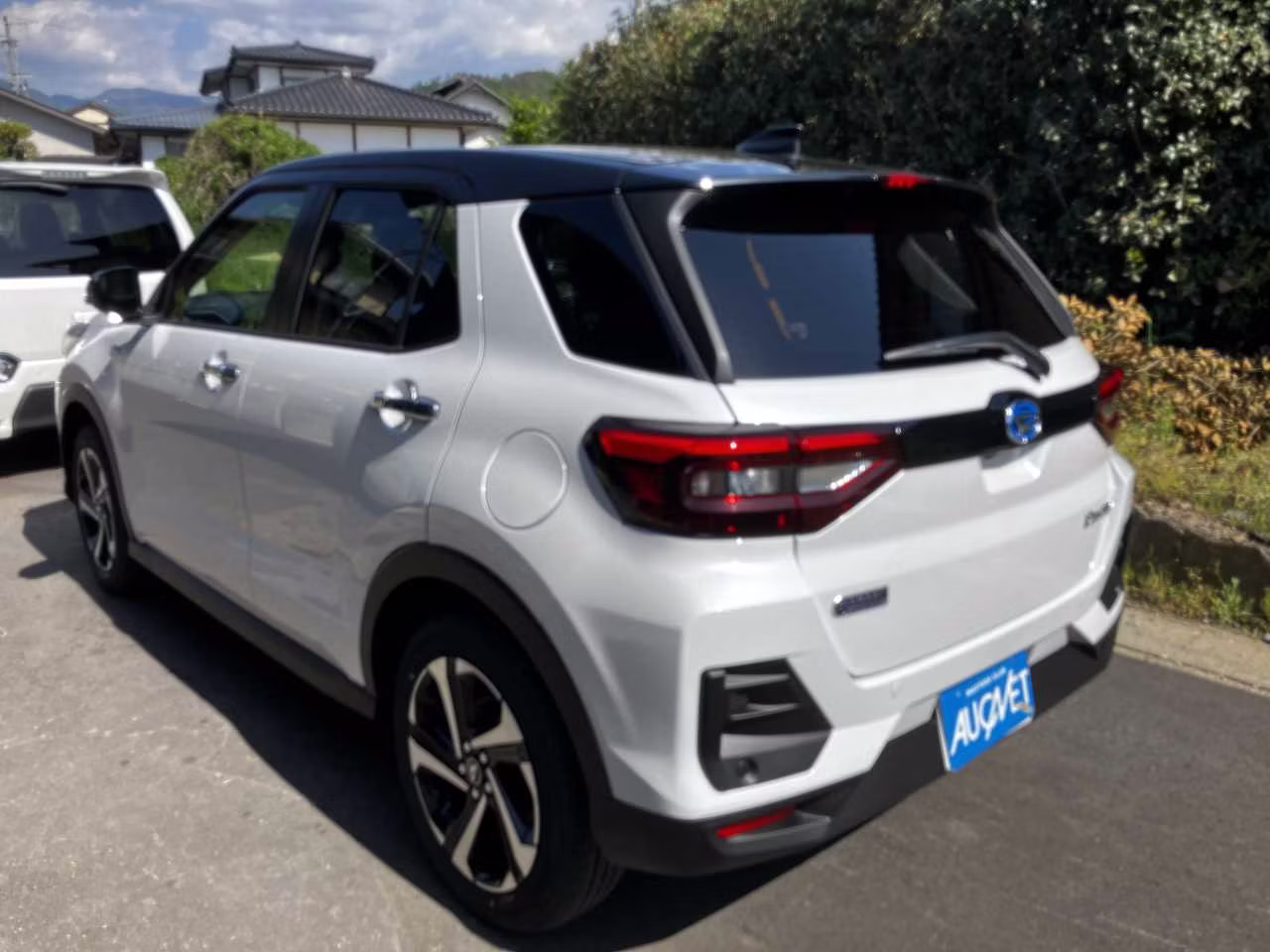 DAIHATSU ROCKY