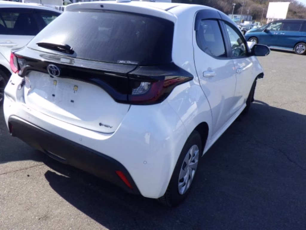 TOYOTA YARIS