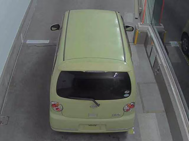 DAIHATSU MOVE LATTE
