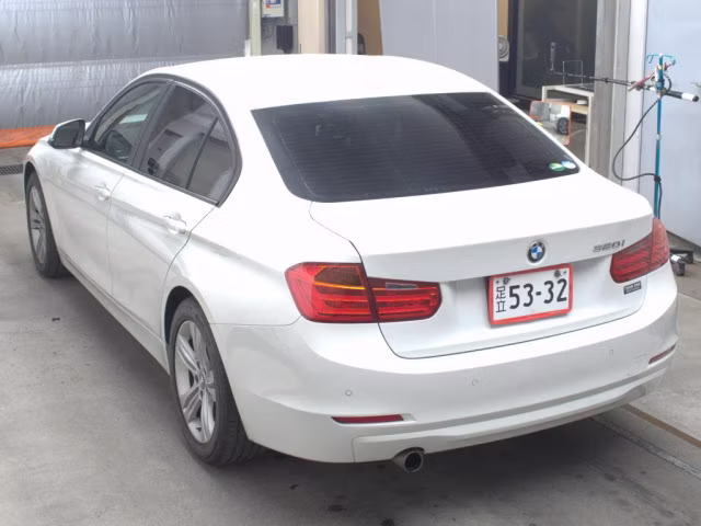 BMW 3-SERIES