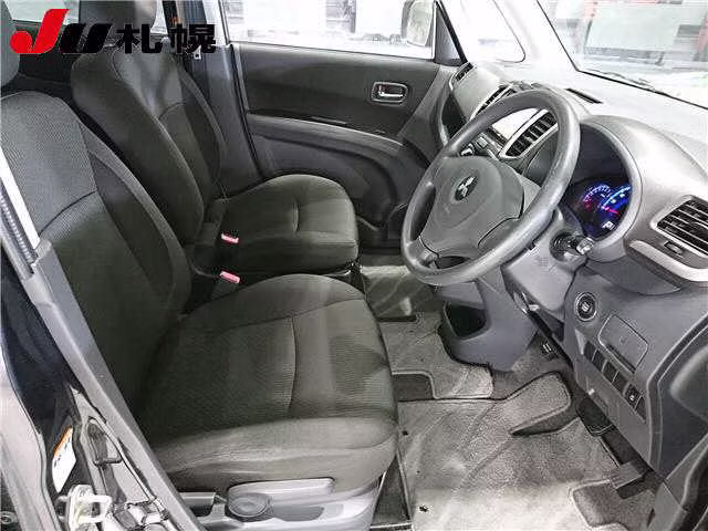 MITSUBISHI DELICA D:2