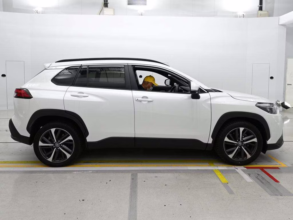 TOYOTA COROLLA CROSS