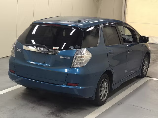 HONDA FIT SHUTTLE