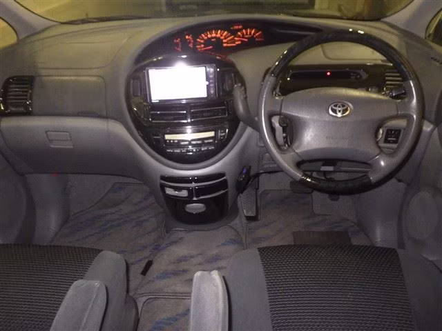 TOYOTA ESTIMA