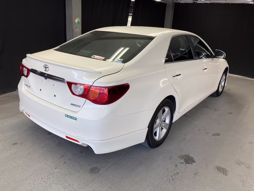 TOYOTA MARK X