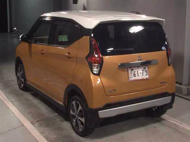 MITSUBISHI EK X