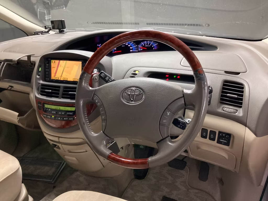 TOYOTA ESTIMA