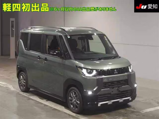 MITSUBISHI DELICA MINI