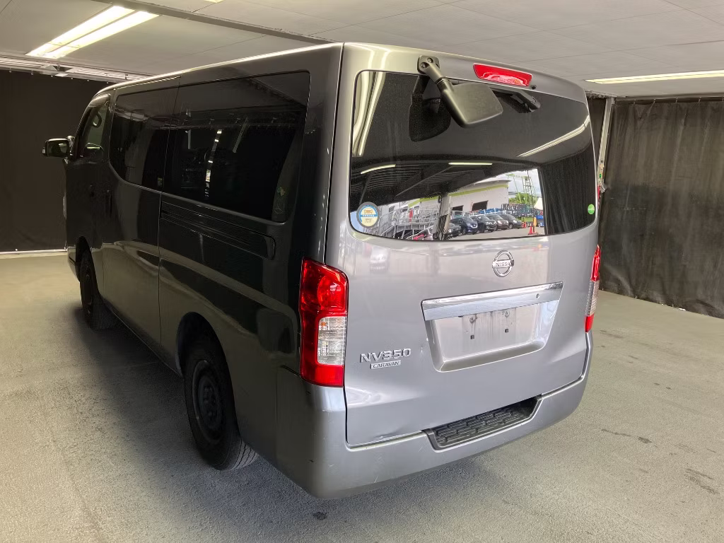NISSAN NV350 CARAVAN