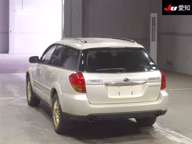 SUBARU OUTBACK