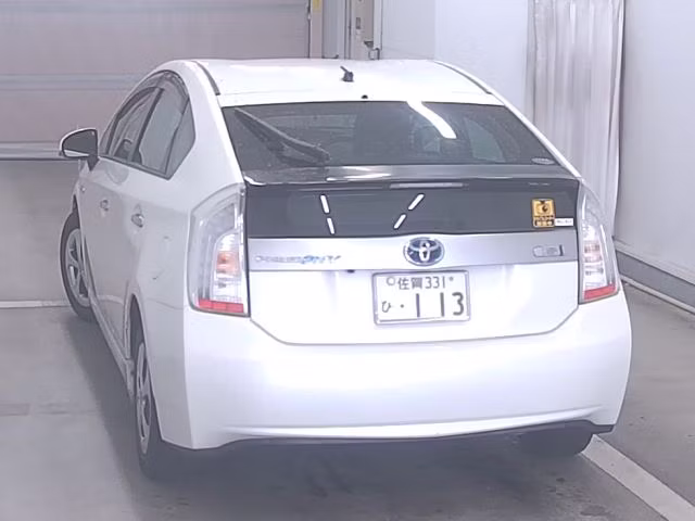 TOYOTA PRIUS PHV