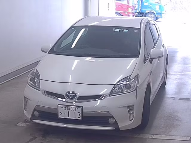 TOYOTA PRIUS PHV