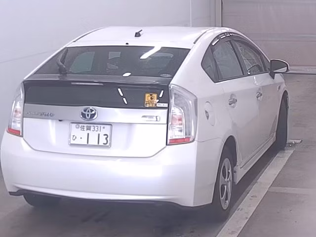 TOYOTA PRIUS PHV