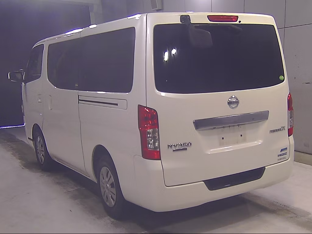 NISSAN NV350 CARAVAN