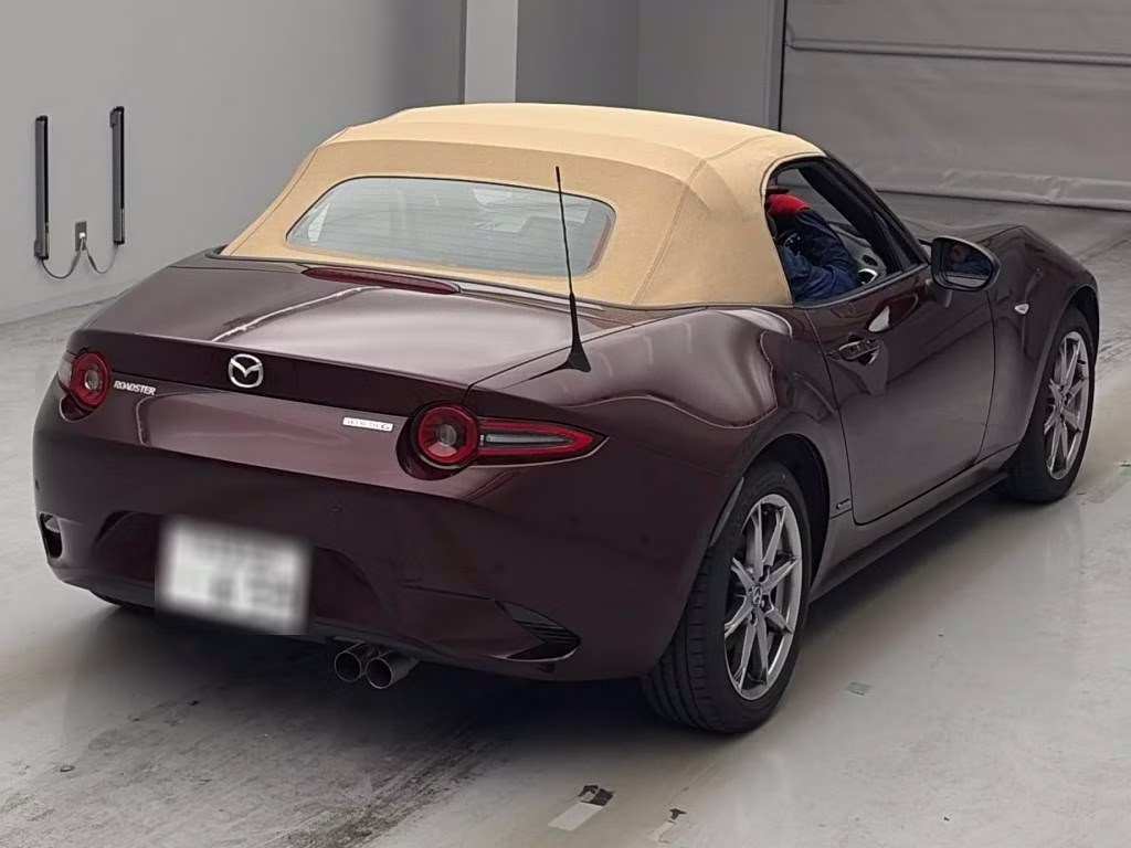 MAZDA ROADSTER