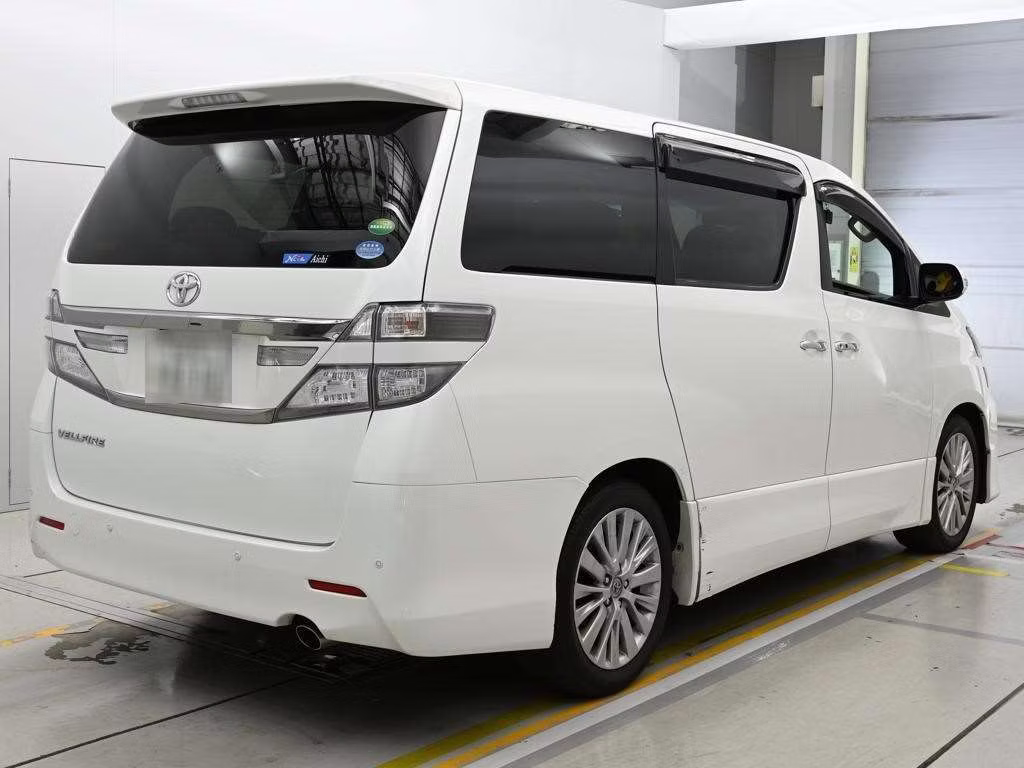 TOYOTA VELLFIRE