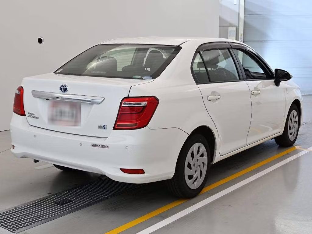 TOYOTA COROLLA AXIO