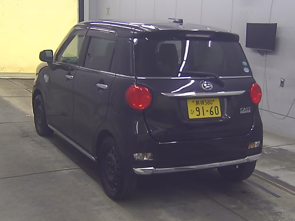 DAIHATSU CAST