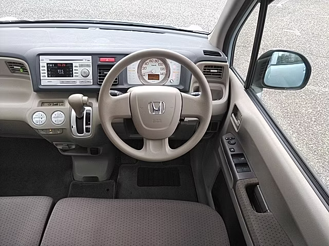 HONDA LIFE