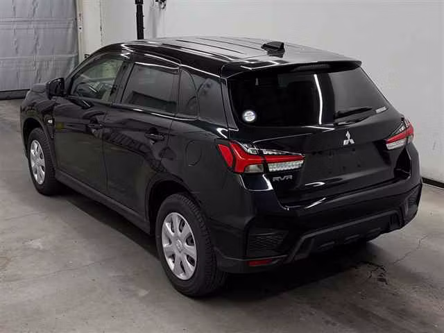 MITSUBISHI RVR
