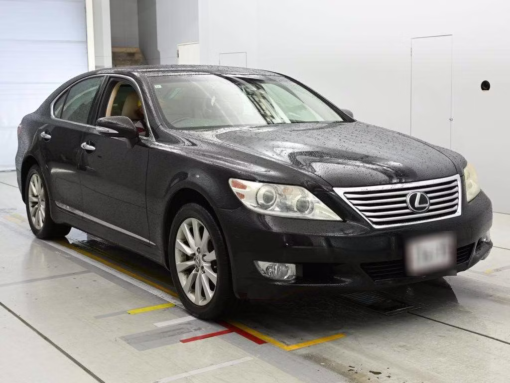 LEXUS LS460