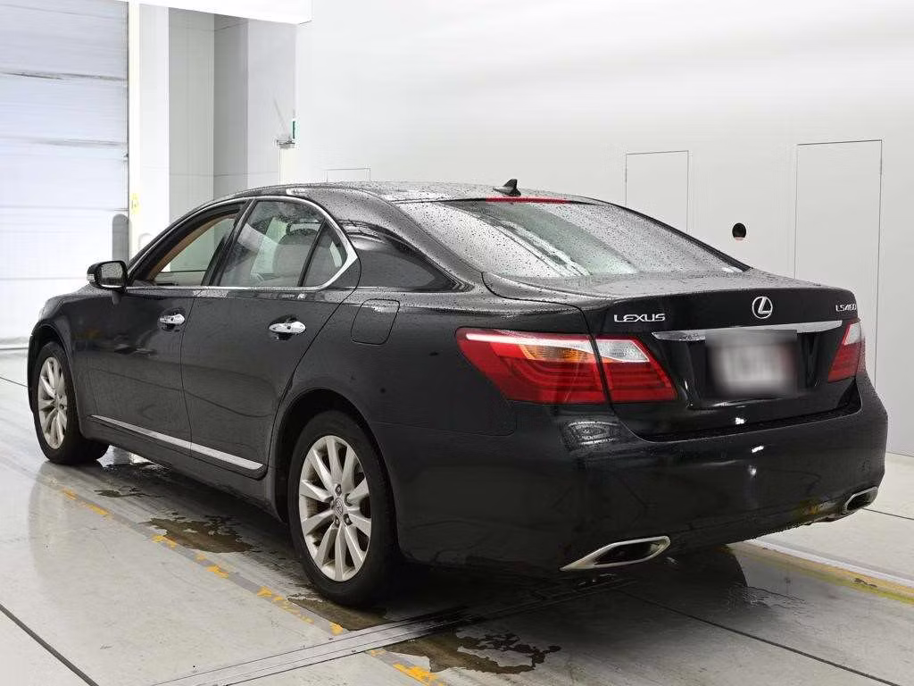LEXUS LS460