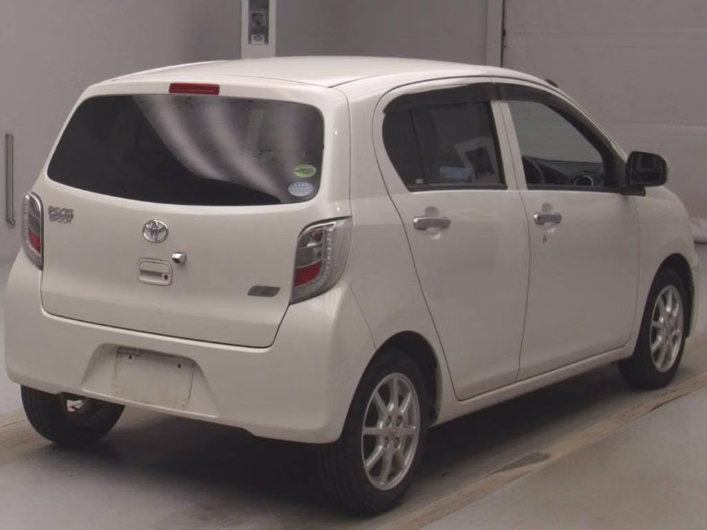 TOYOTA PIXIS EPOCH