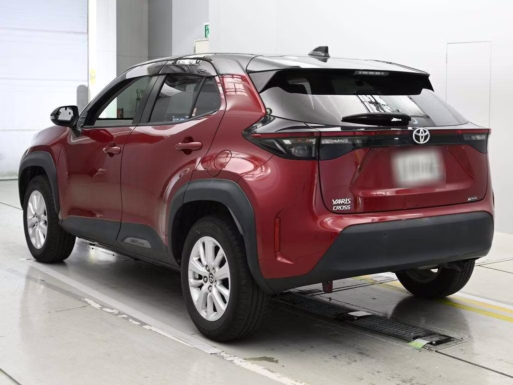 TOYOTA YARIS CROSS