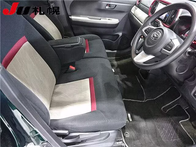 DAIHATSU BOON