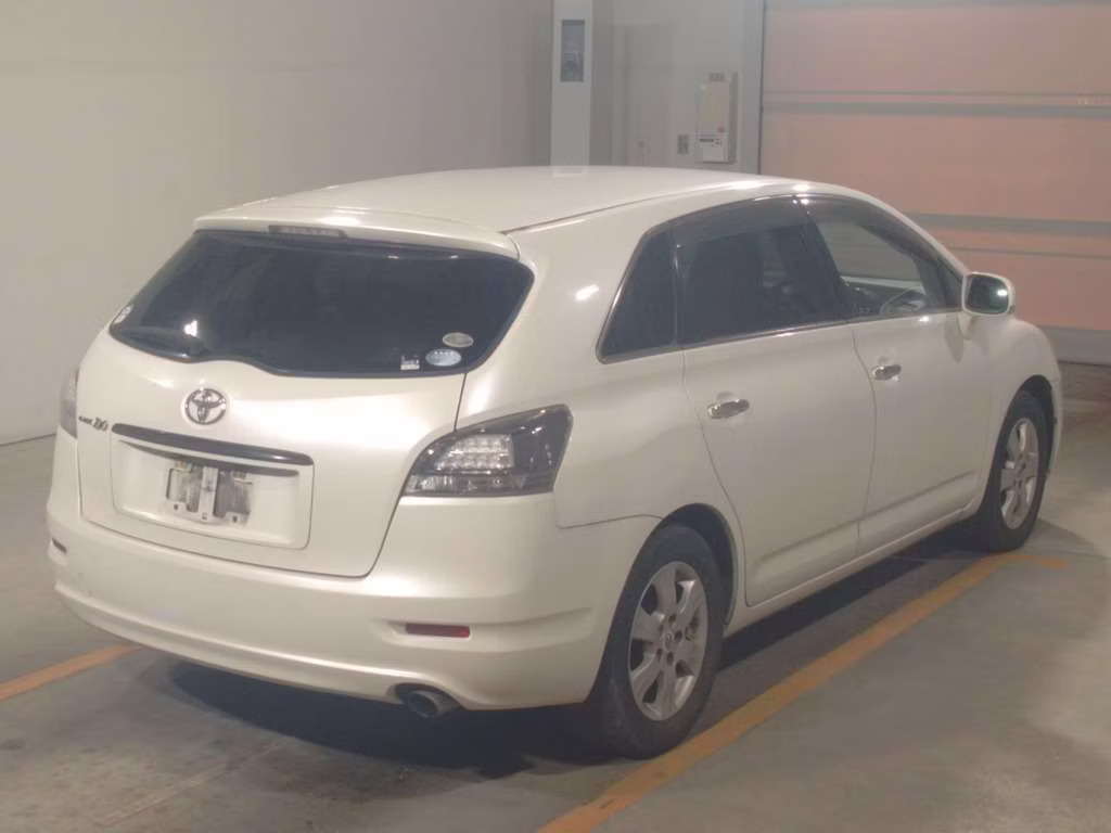 TOYOTA MARK X ZIO