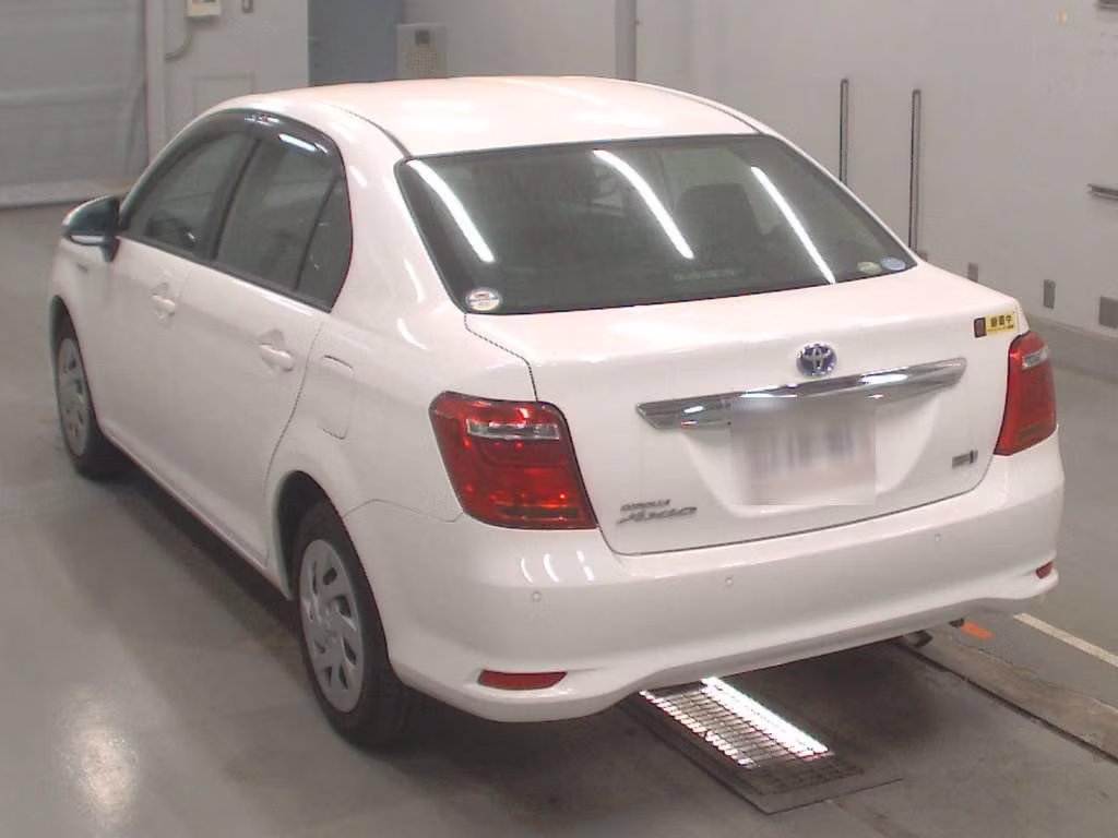 TOYOTA COROLLA AXIO