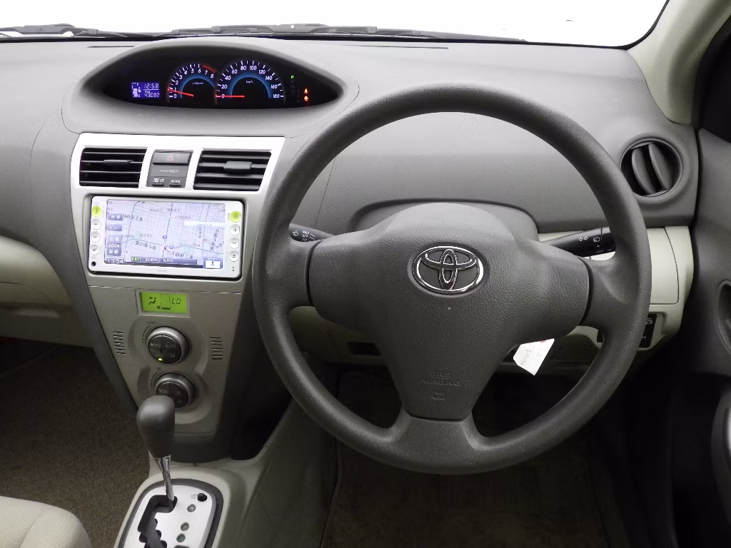 TOYOTA BELTA
