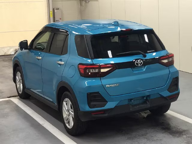 TOYOTA RAIZE