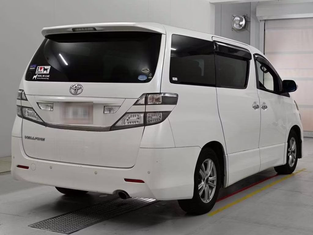 TOYOTA VELLFIRE
