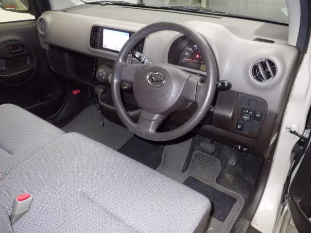 DAIHATSU BOON