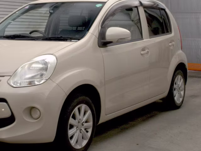 DAIHATSU BOON