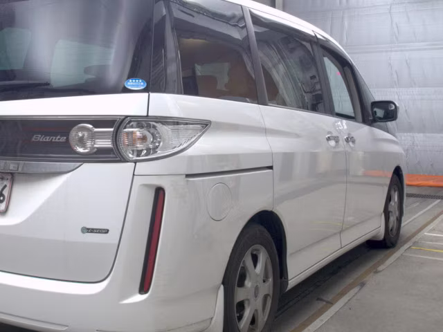 MAZDA BIANTE