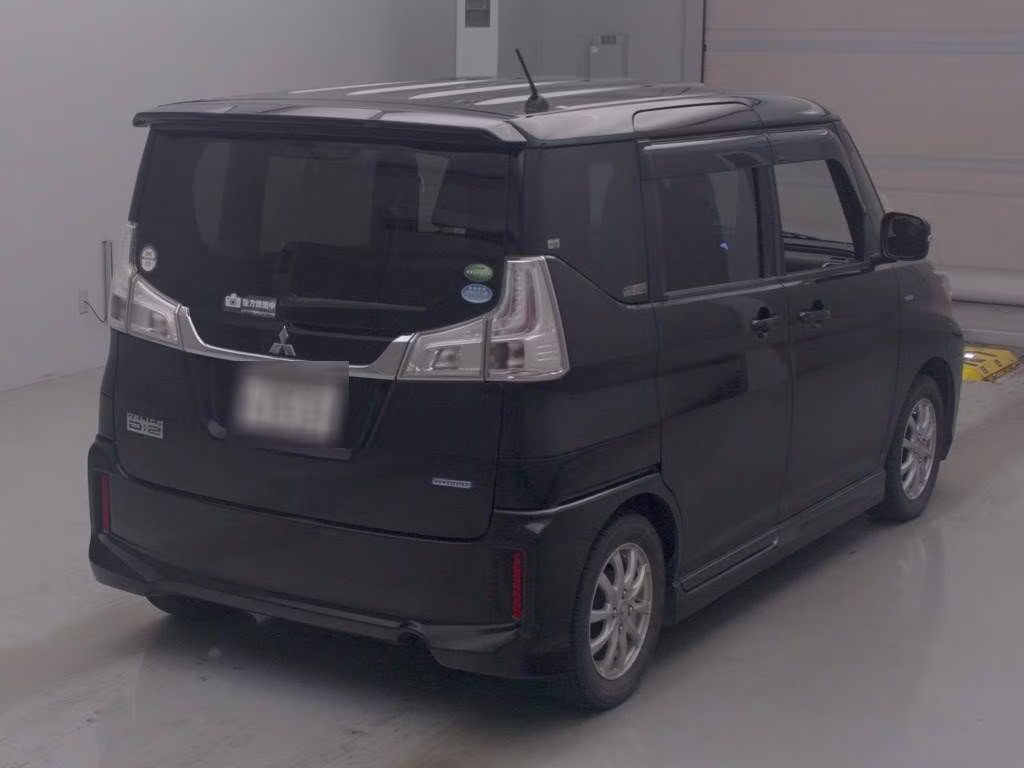 MITSUBISHI DELICA D:2