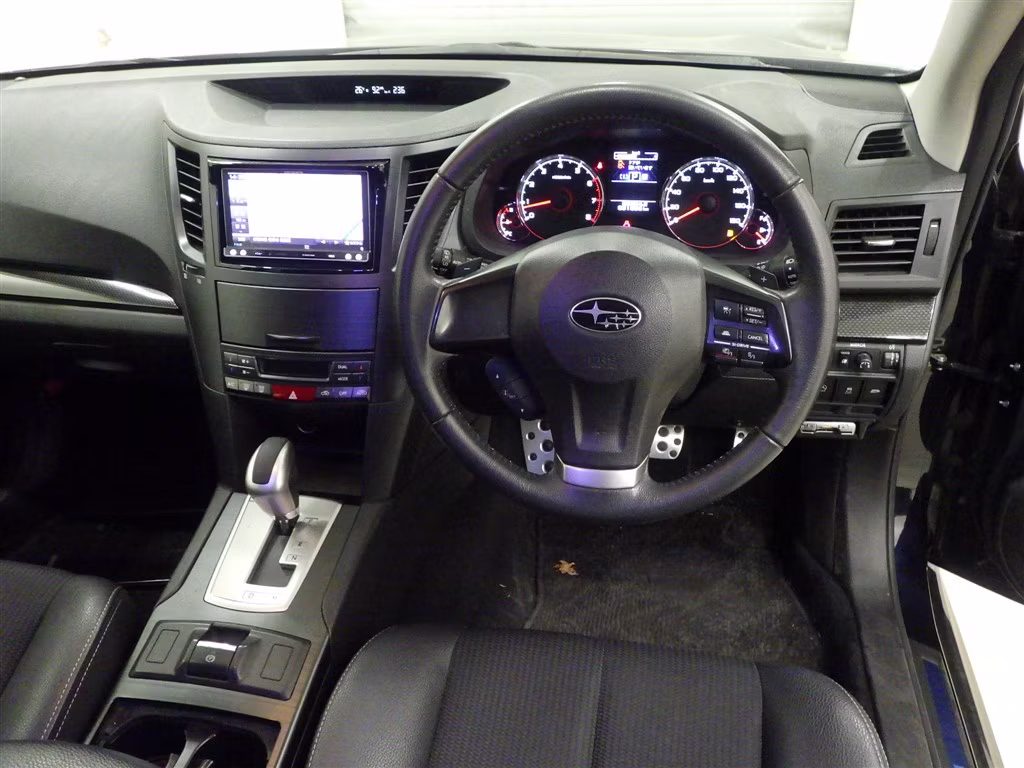 SUBARU LEGACY