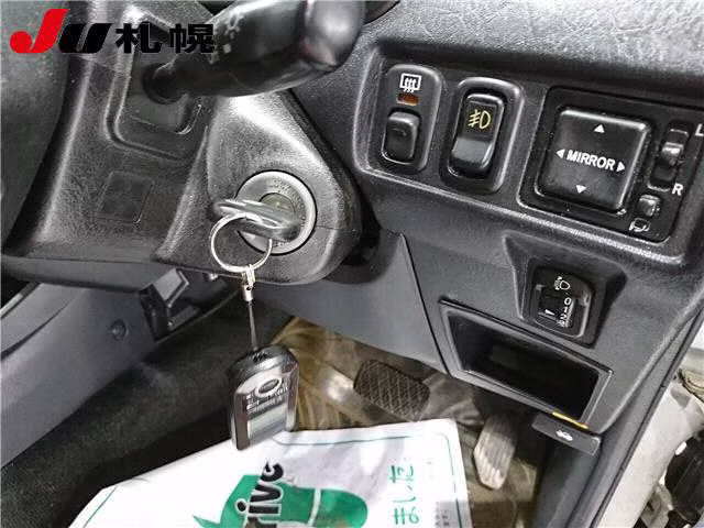 DAIHATSU TERIOS KID
