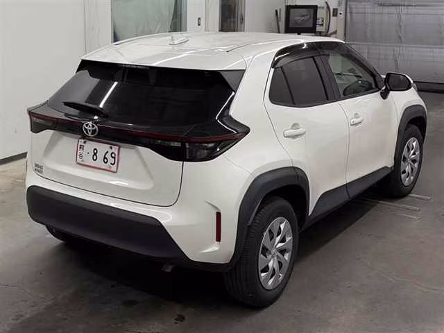 TOYOTA YARIS CROSS